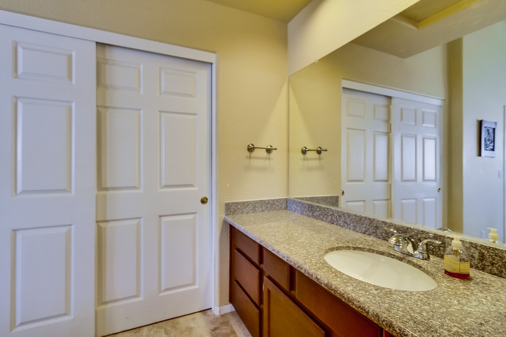 Virtual tour photo 23 of 31 for 3635 3rd Avenue #2