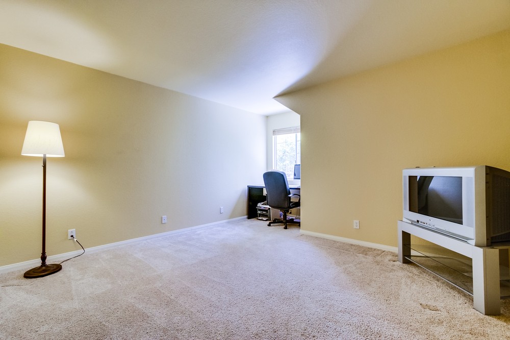 Virtual tour photo 27 of 31 for 3635 3rd Avenue #2