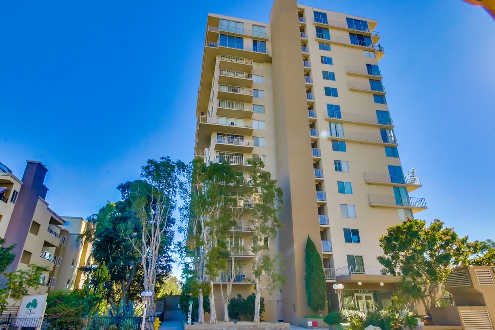 Virtual tour photo 3 of 74 for 3635 7th Ave #15g