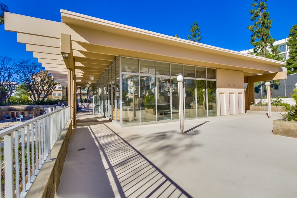 Virtual tour photo 8 of 74 for 3635 7th Ave #15g
