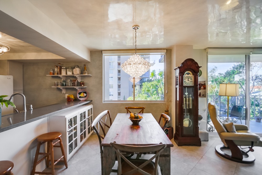 Virtual tour photo 18 of 60 for 3635 7th Avenue #5d