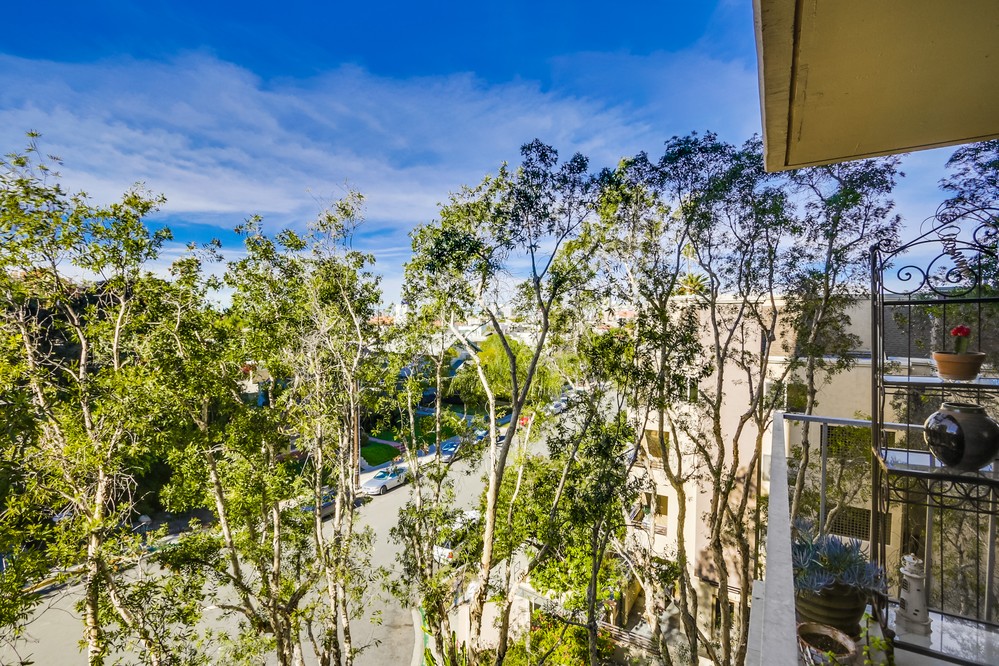 Virtual tour photo 25 of 60 for 3635 7th Avenue #5d