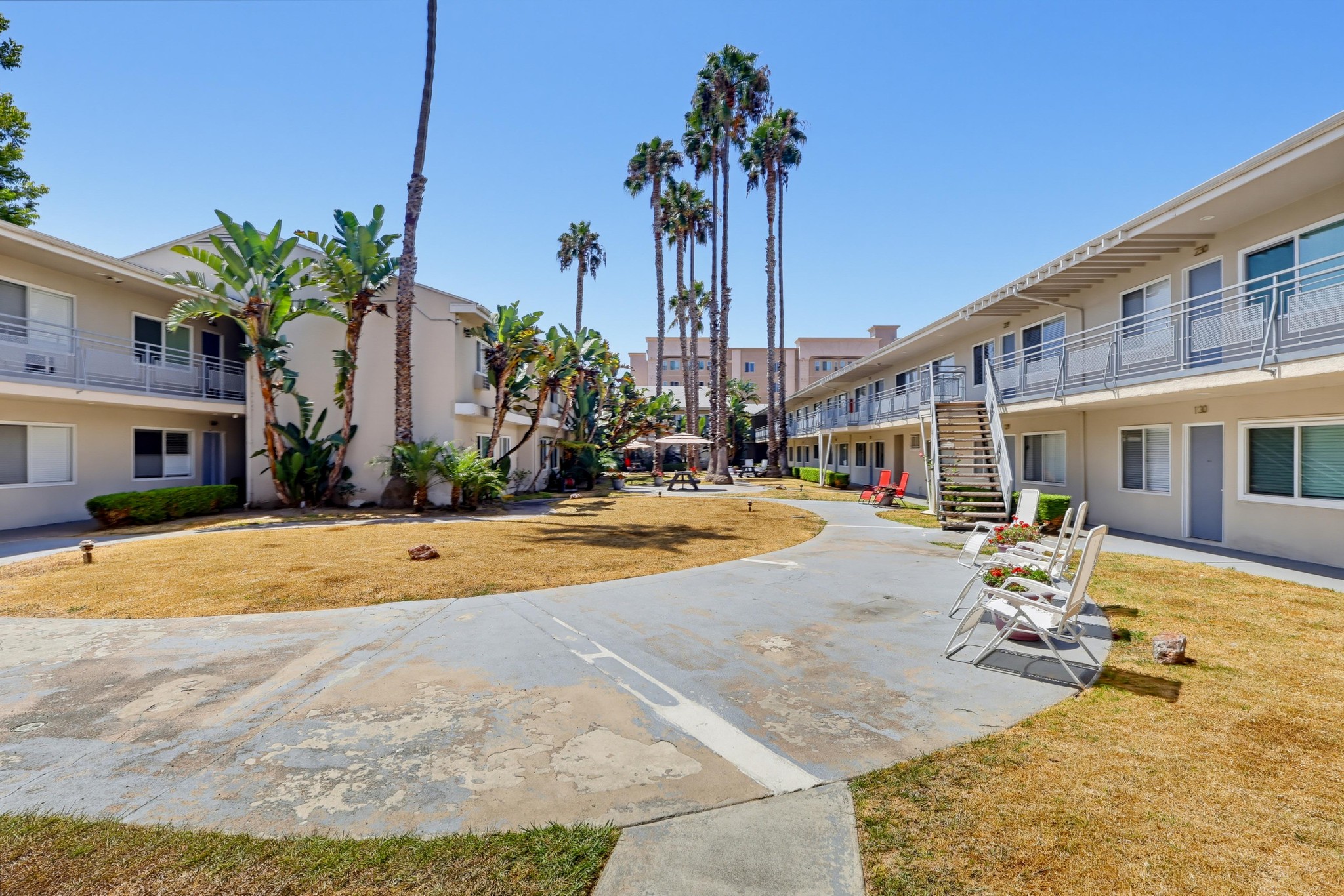 Virtual tour photo 6 of 39 for 3636 W Imperial Hwy