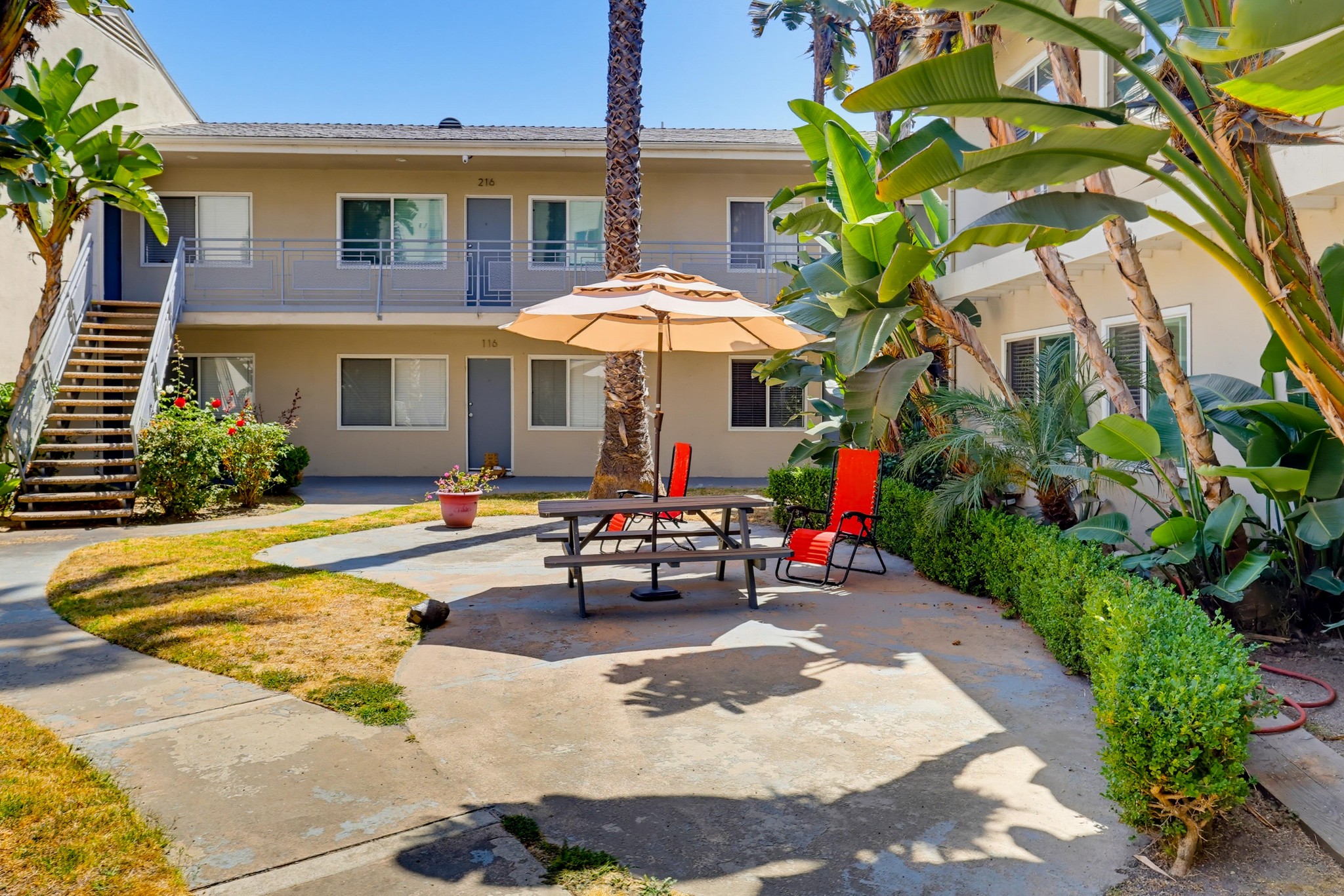 Virtual tour photo 9 of 39 for 3636 W Imperial Hwy