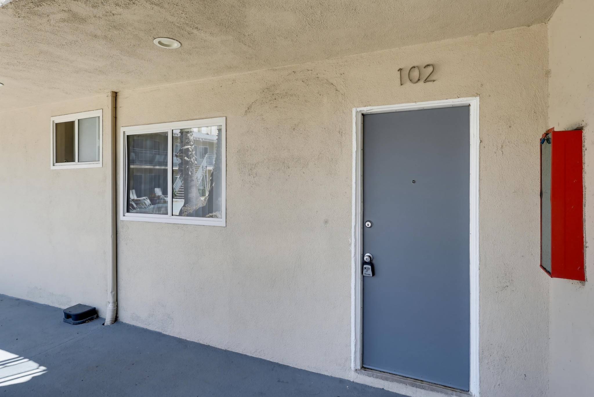 Virtual tour photo 11 of 39 for 3636 W Imperial Hwy