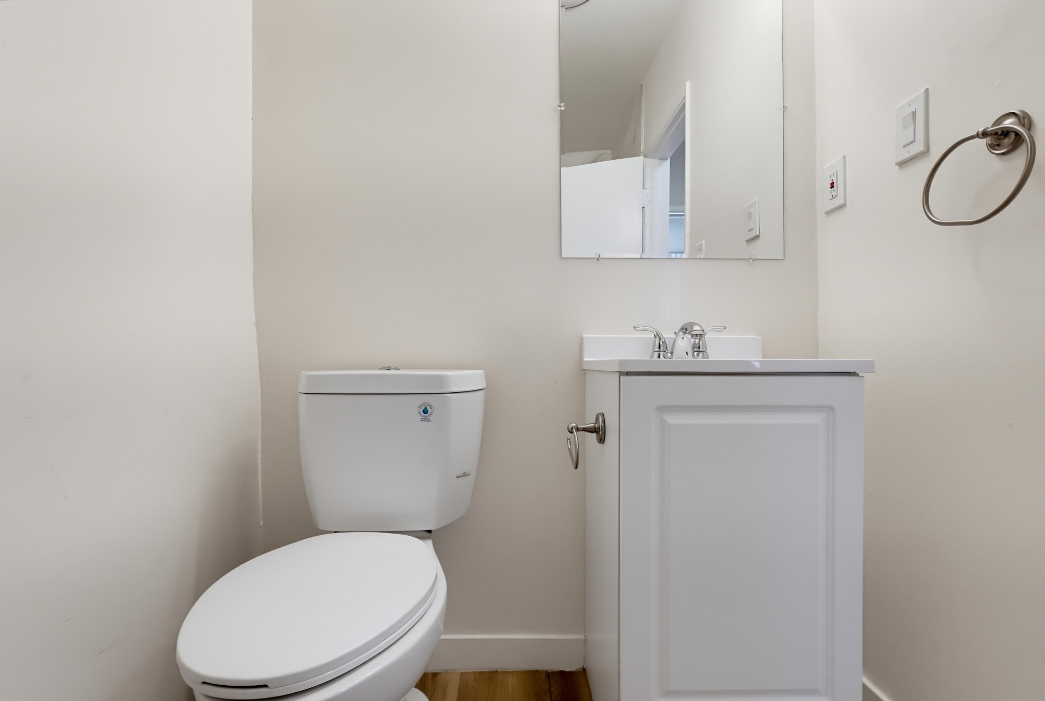 Virtual tour photo 26 of 39 for 3636 W Imperial Hwy