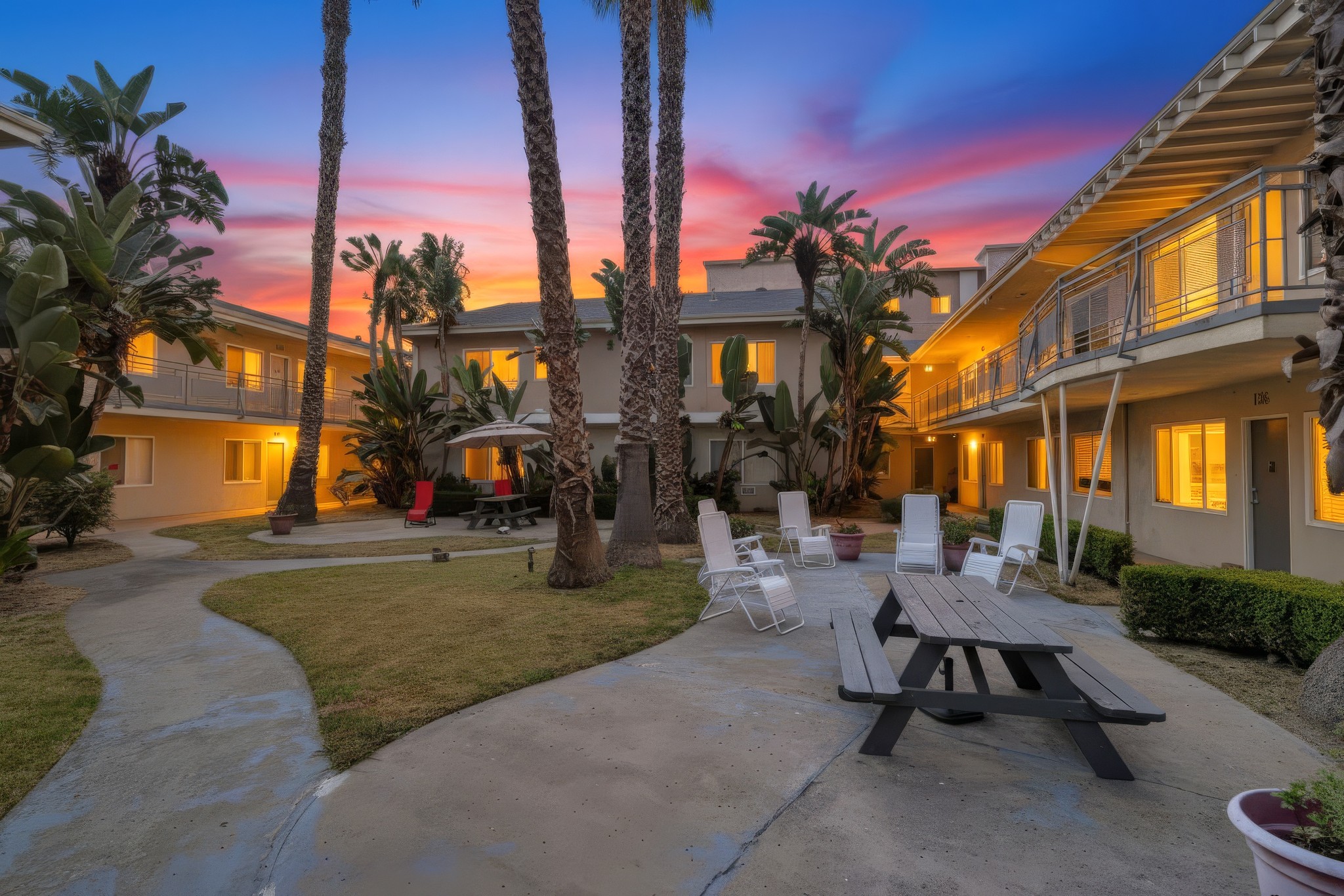 Virtual tour photo 39 of 39 for 3636 W Imperial Hwy