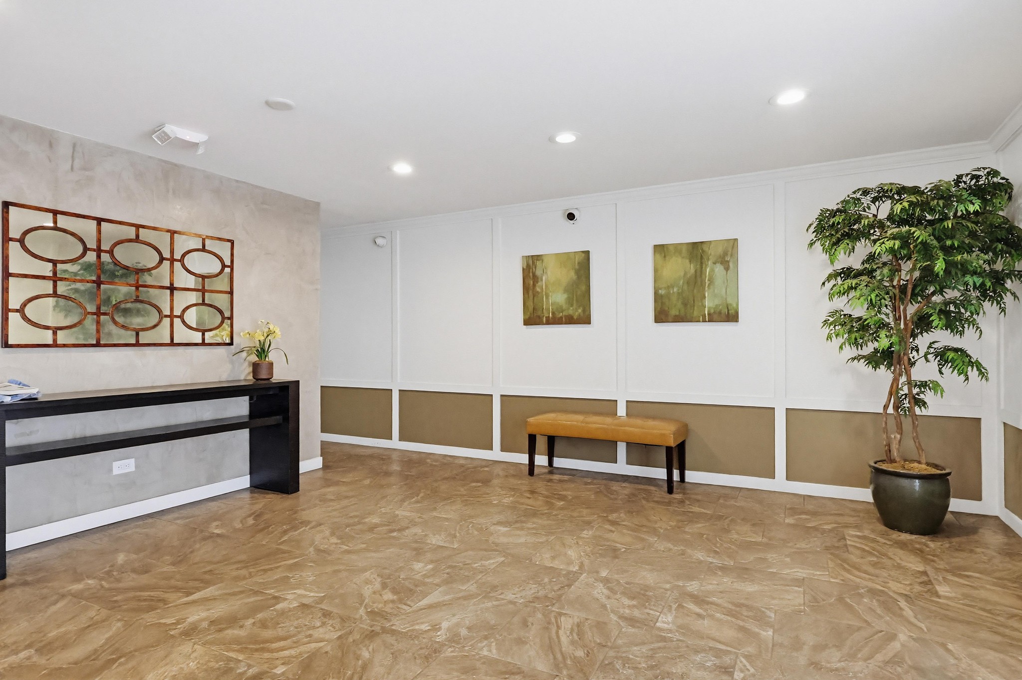 Virtual tour photo 8 of 68 for 3640 Cardiff Ave APT 210