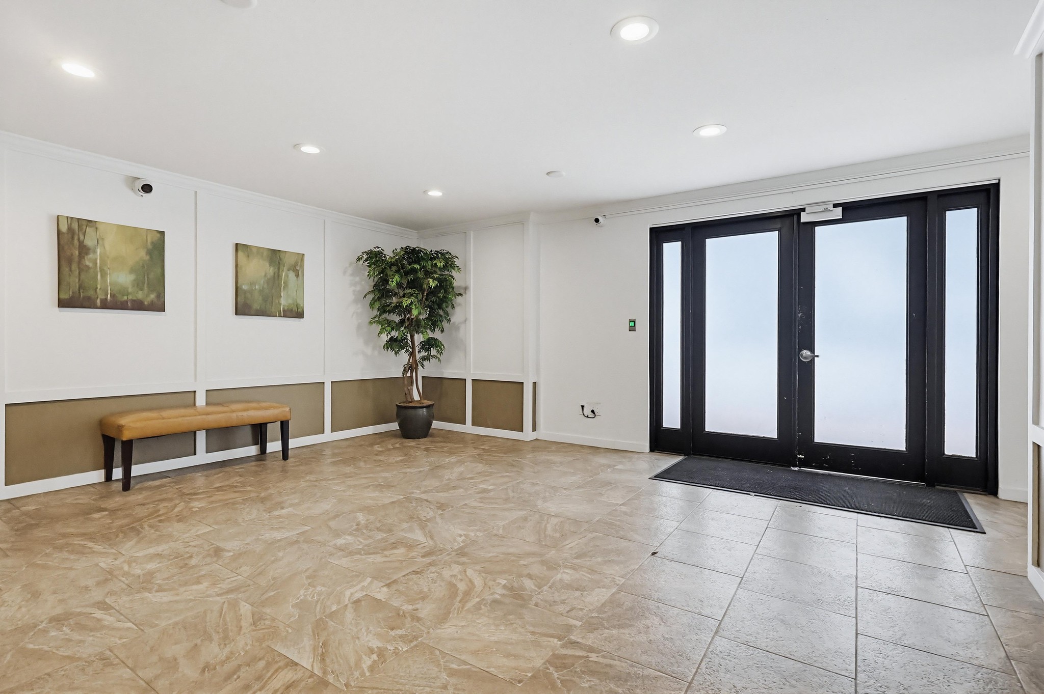 Virtual tour photo 9 of 68 for 3640 Cardiff Ave APT 210