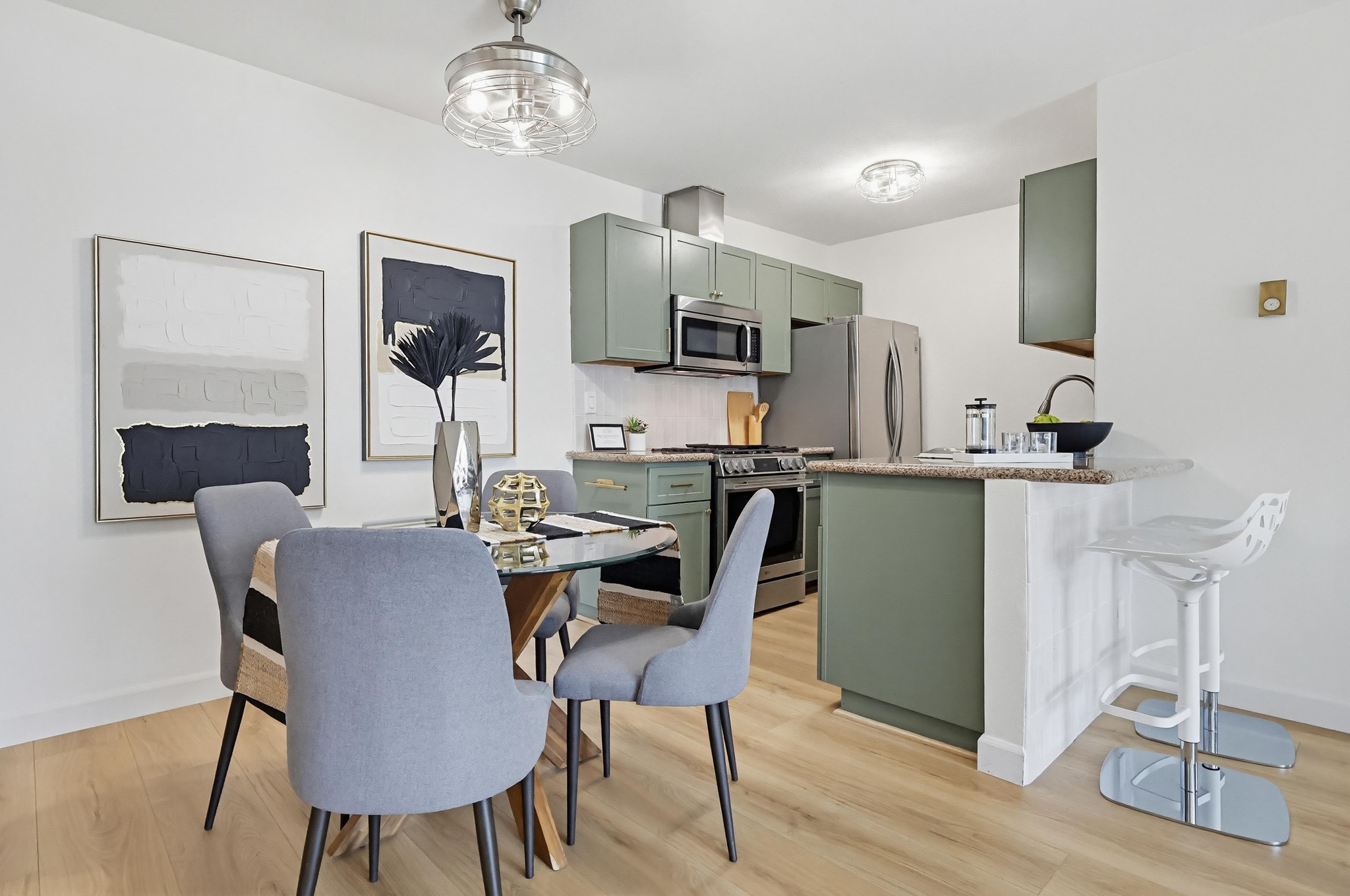 Virtual tour photo 15 of 68 for 3640 Cardiff Ave APT 210