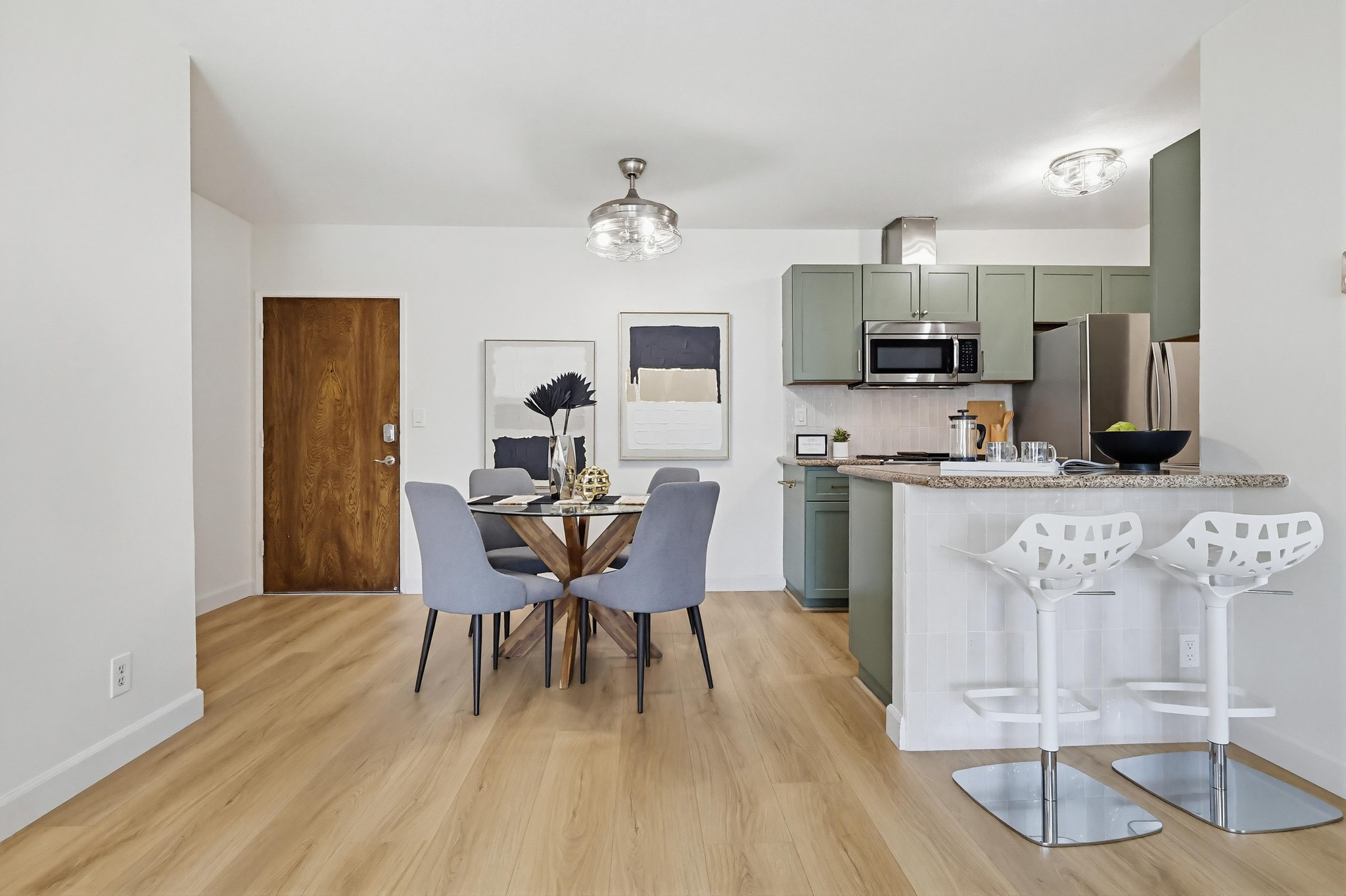 Virtual tour photo 16 of 68 for 3640 Cardiff Ave APT 210