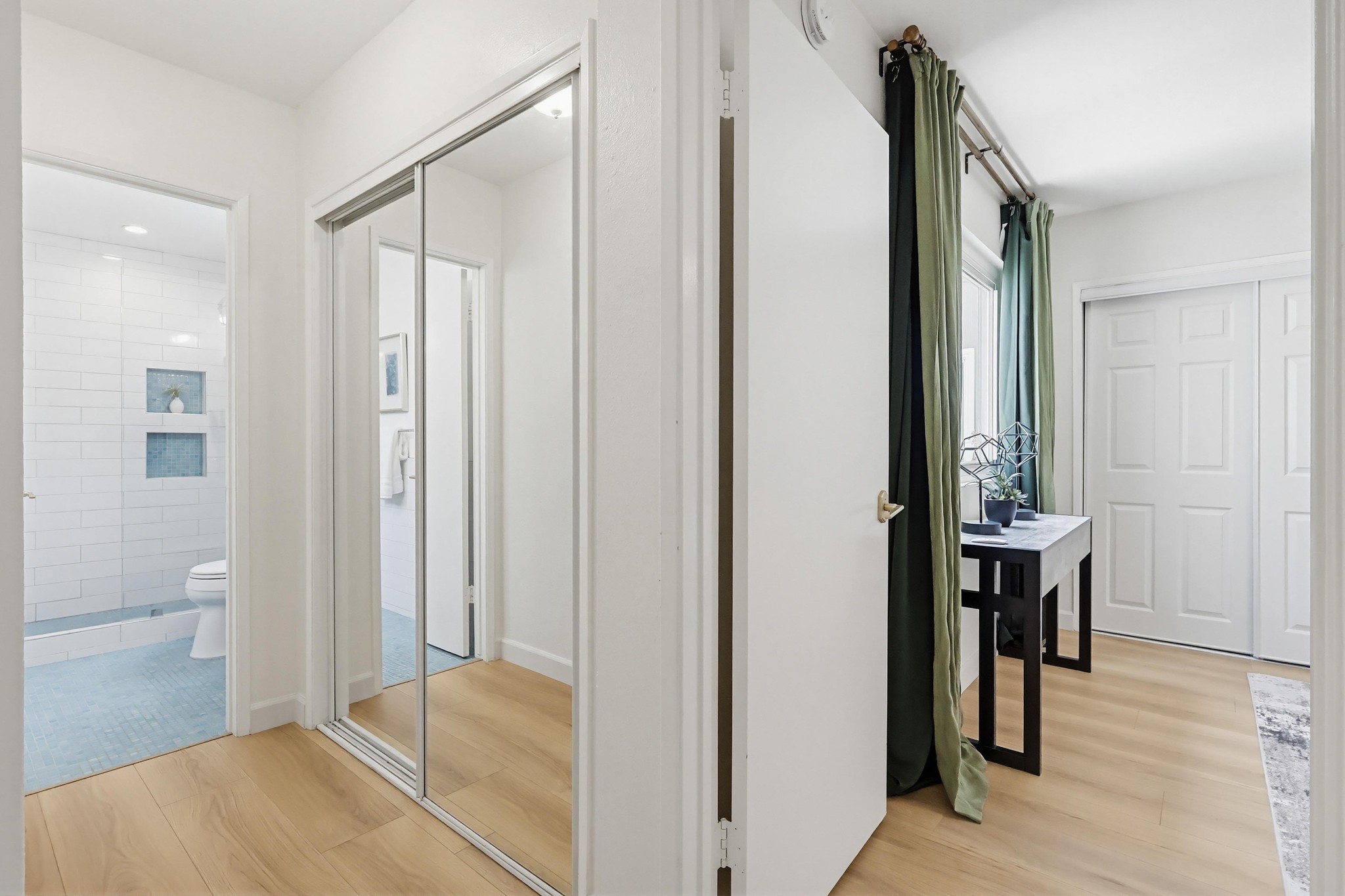 Virtual tour photo 46 of 68 for 3640 Cardiff Ave APT 210