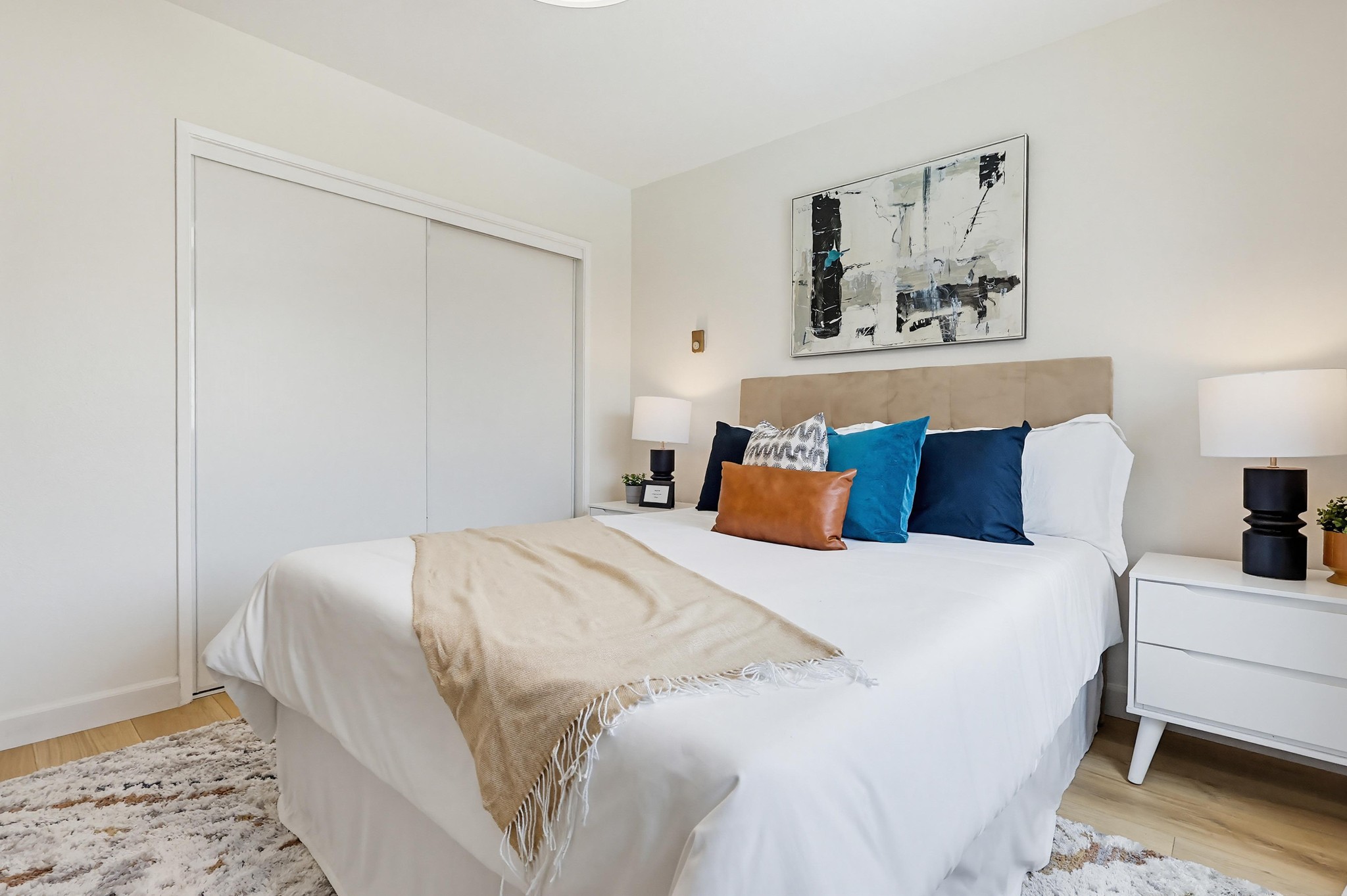 Virtual tour photo 58 of 68 for 3640 Cardiff Ave APT 210