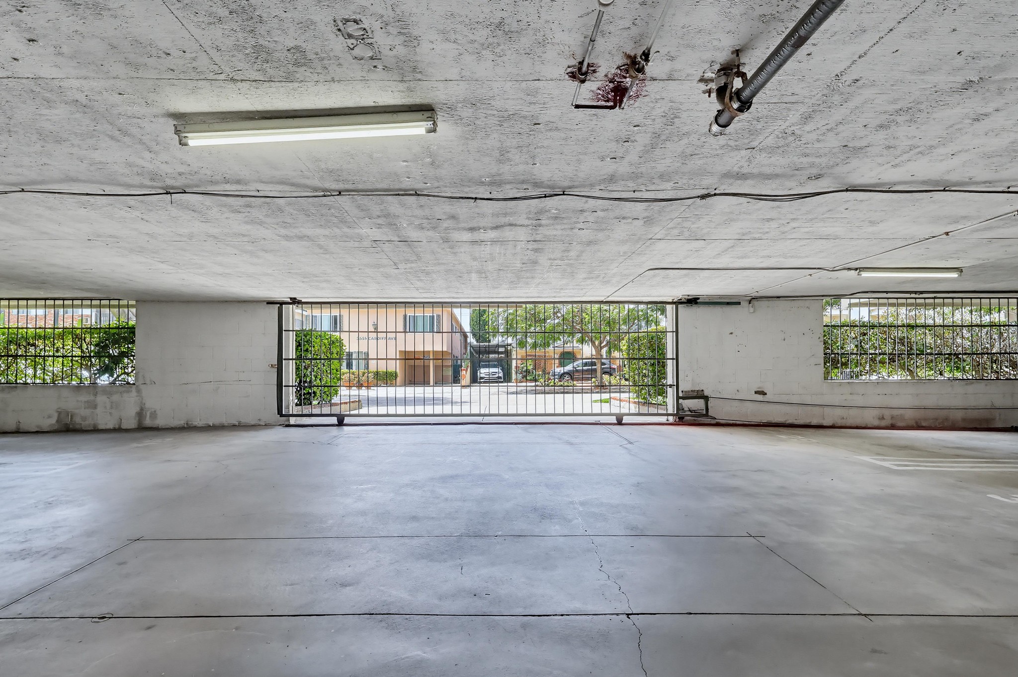 Virtual tour photo 66 of 68 for 3640 Cardiff Ave APT 210
