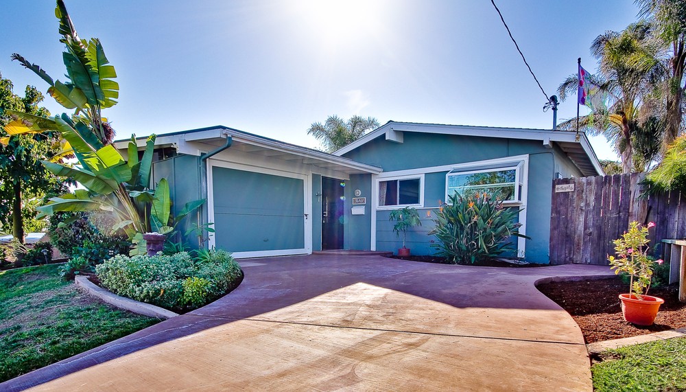 Virtual tour photo 1 of 21 for 3640 Mt. Blackburn Ave.