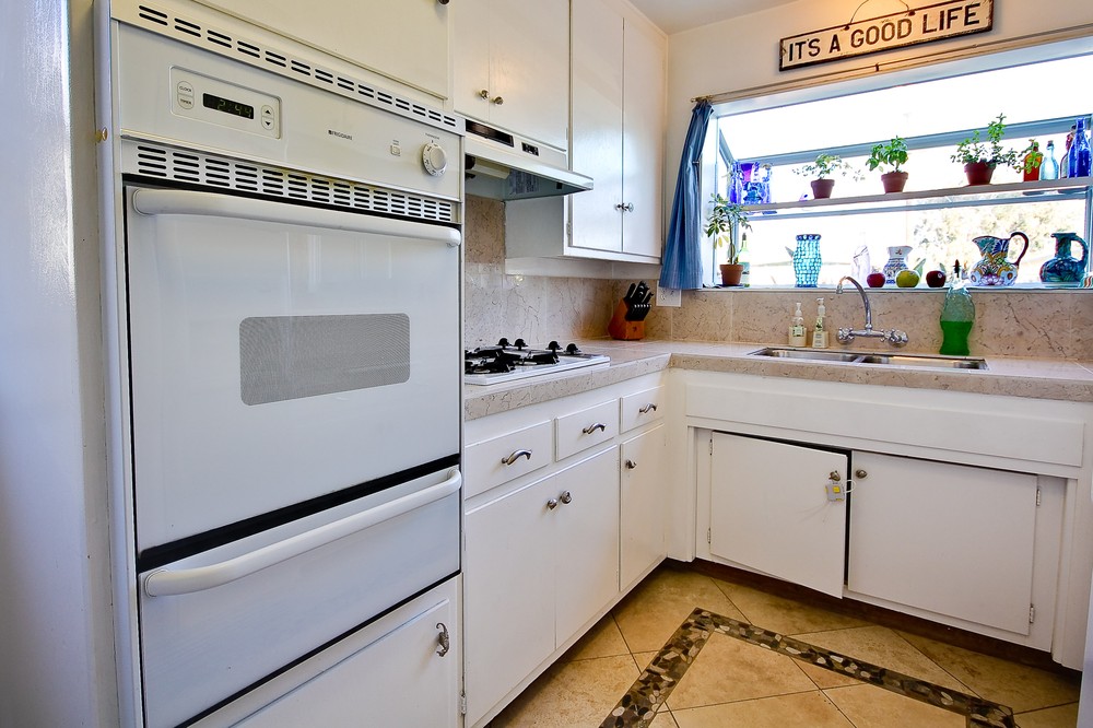Virtual tour photo 9 of 21 for 3640 Mt. Blackburn Ave.
