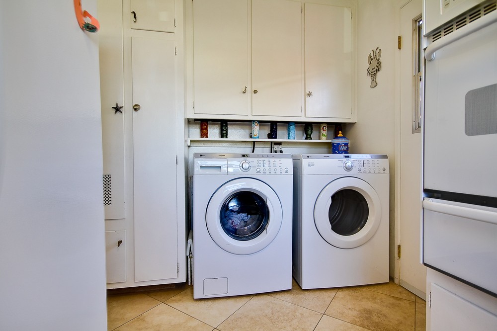 Virtual tour photo 11 of 21 for 3640 Mt. Blackburn Ave.
