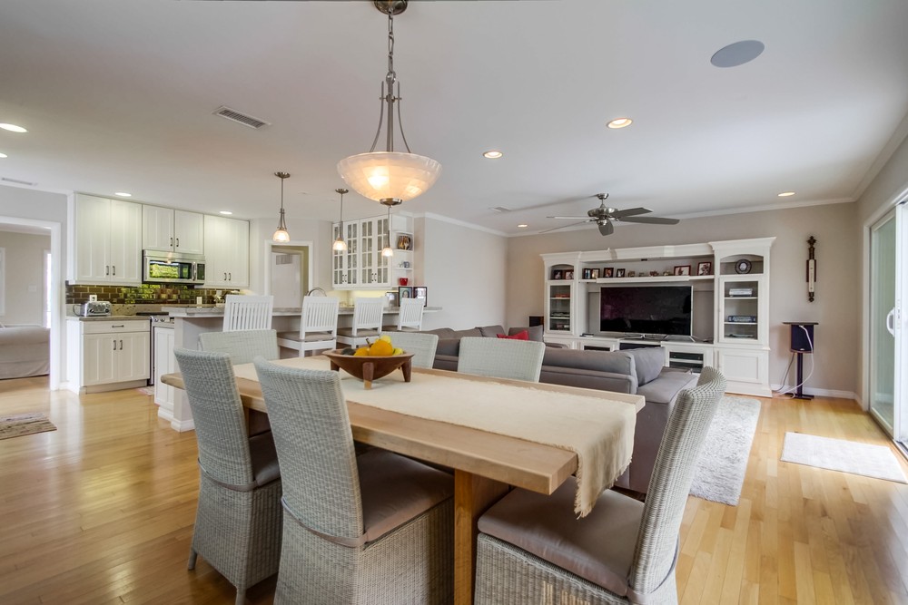 Virtual tour photo 24 of 53 for 3640 Promontory St