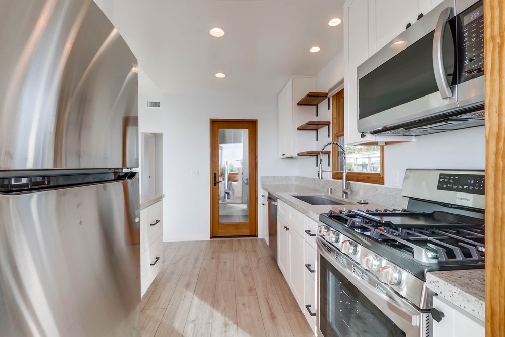 Virtual tour photo 21 of 37 for 3641 Moultrie Ave