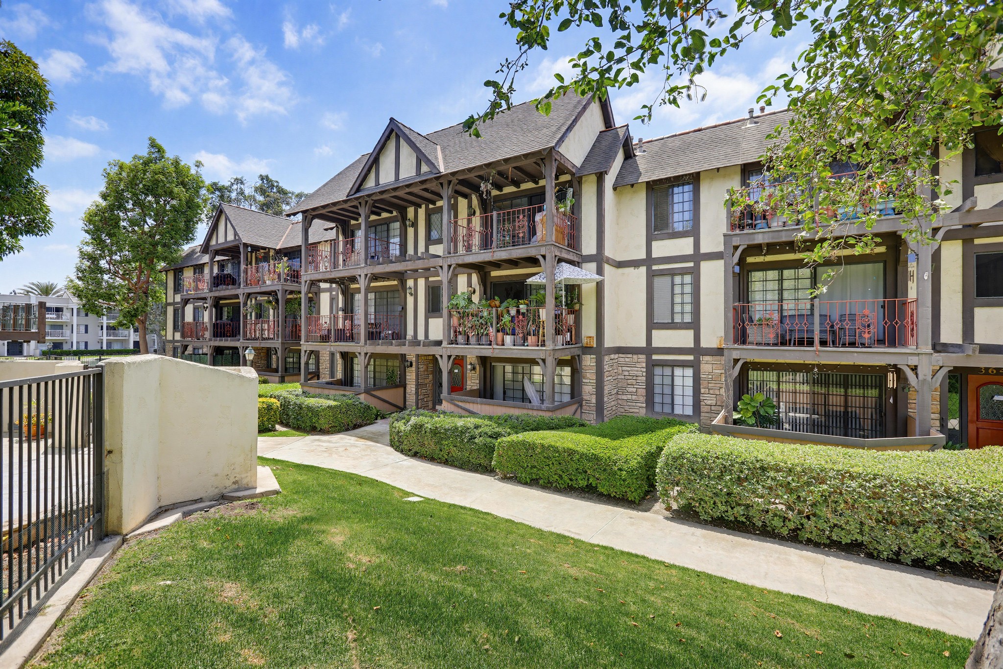 Virtual tour photo 32 of 62 for 3643 S Bear St Unit G