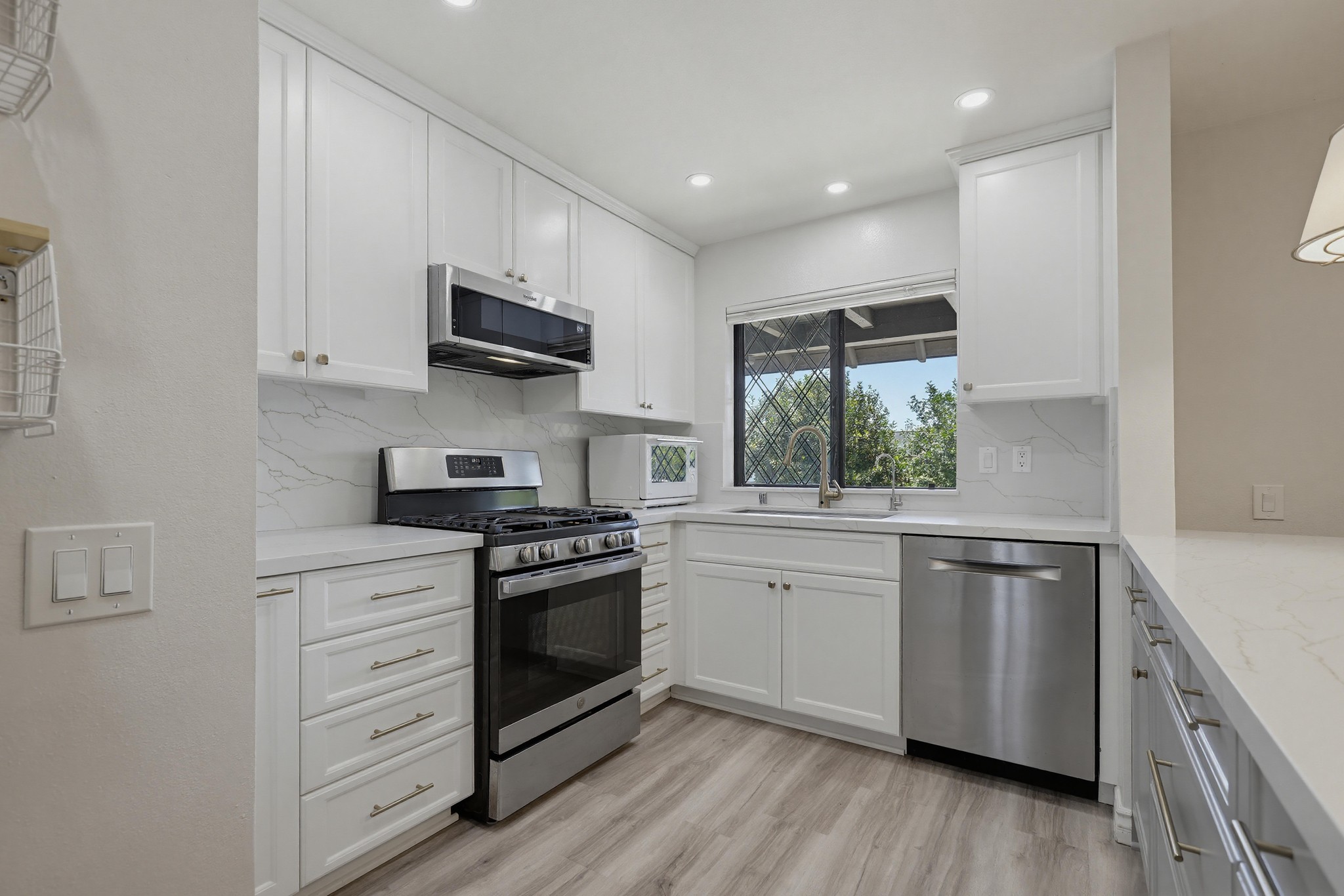Virtual tour photo 15 of 62 for 3643 S Bear St Unit G