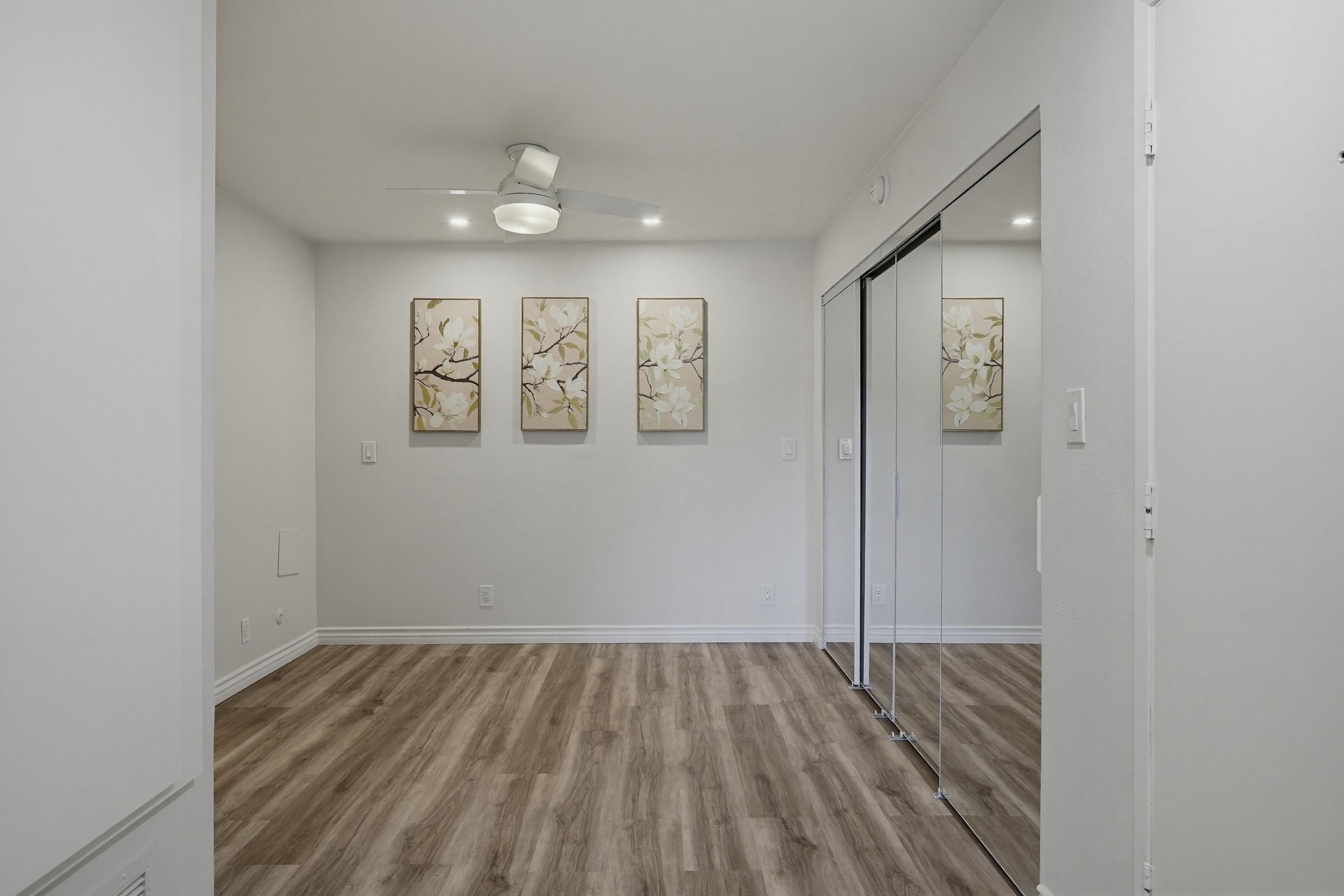 Virtual tour photo 21 of 62 for 3643 S Bear St Unit G