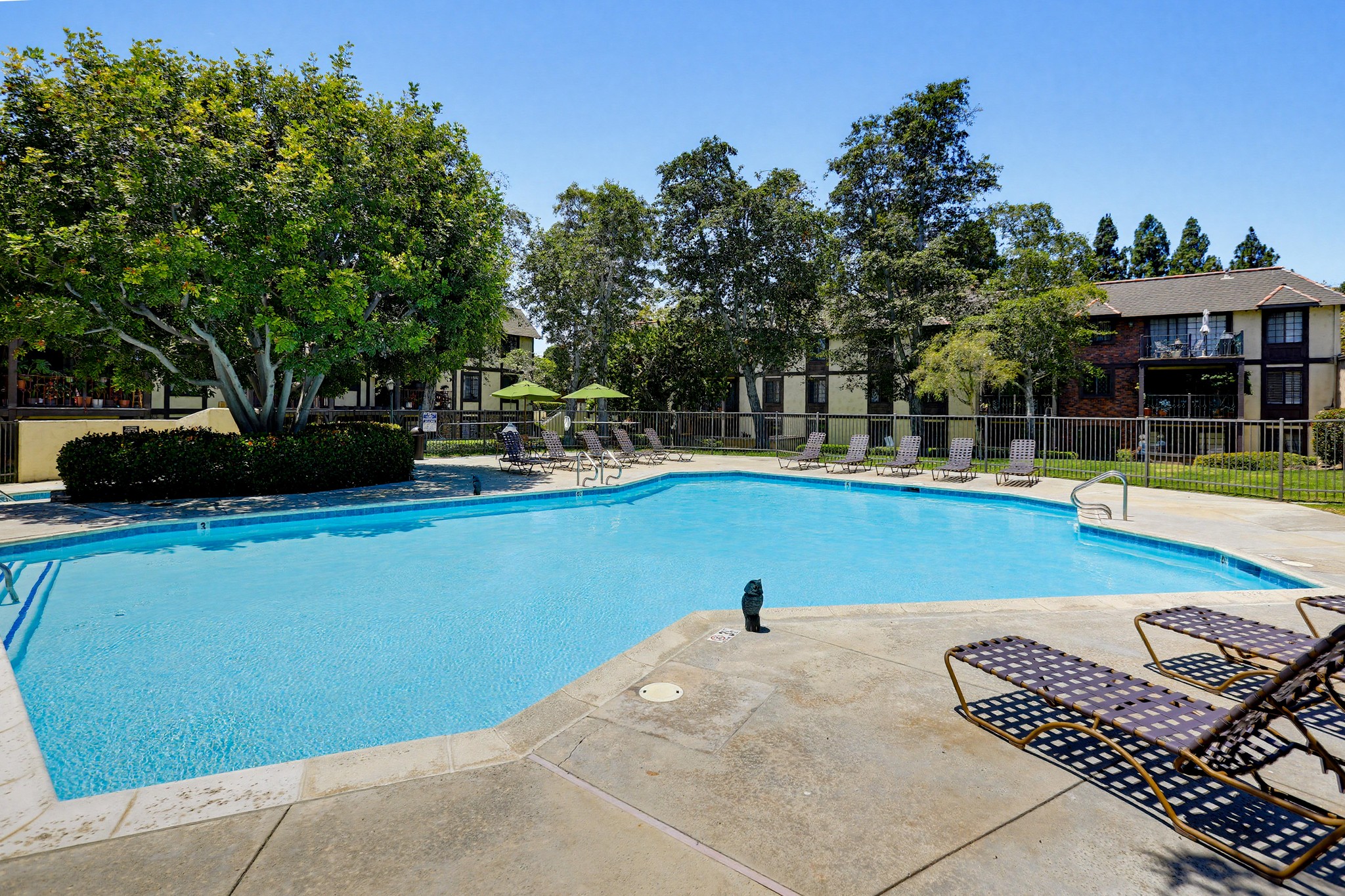 Virtual tour photo 37 of 62 for 3643 S Bear St Unit G