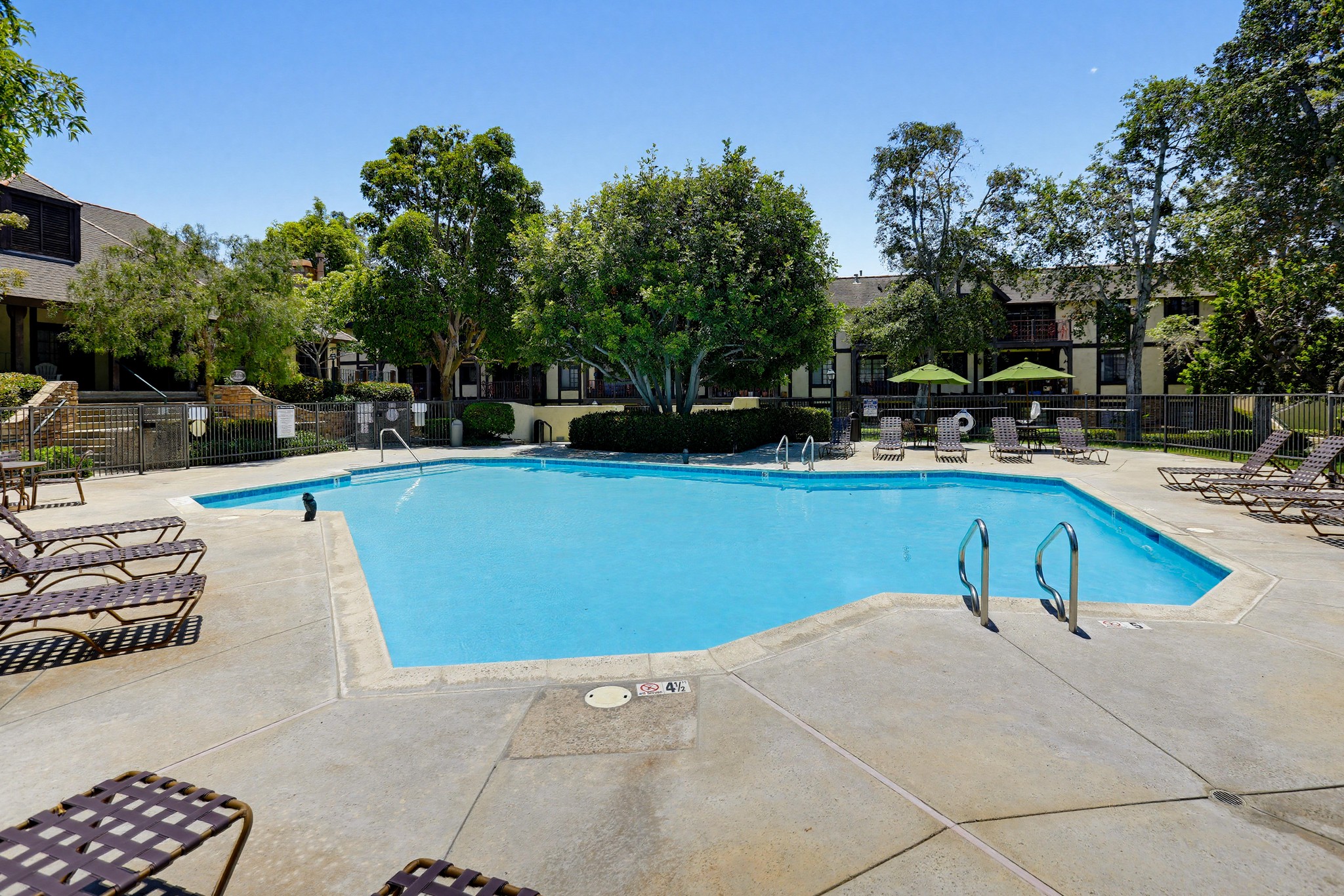 Virtual tour photo 54 of 62 for 3643 S Bear St Unit G