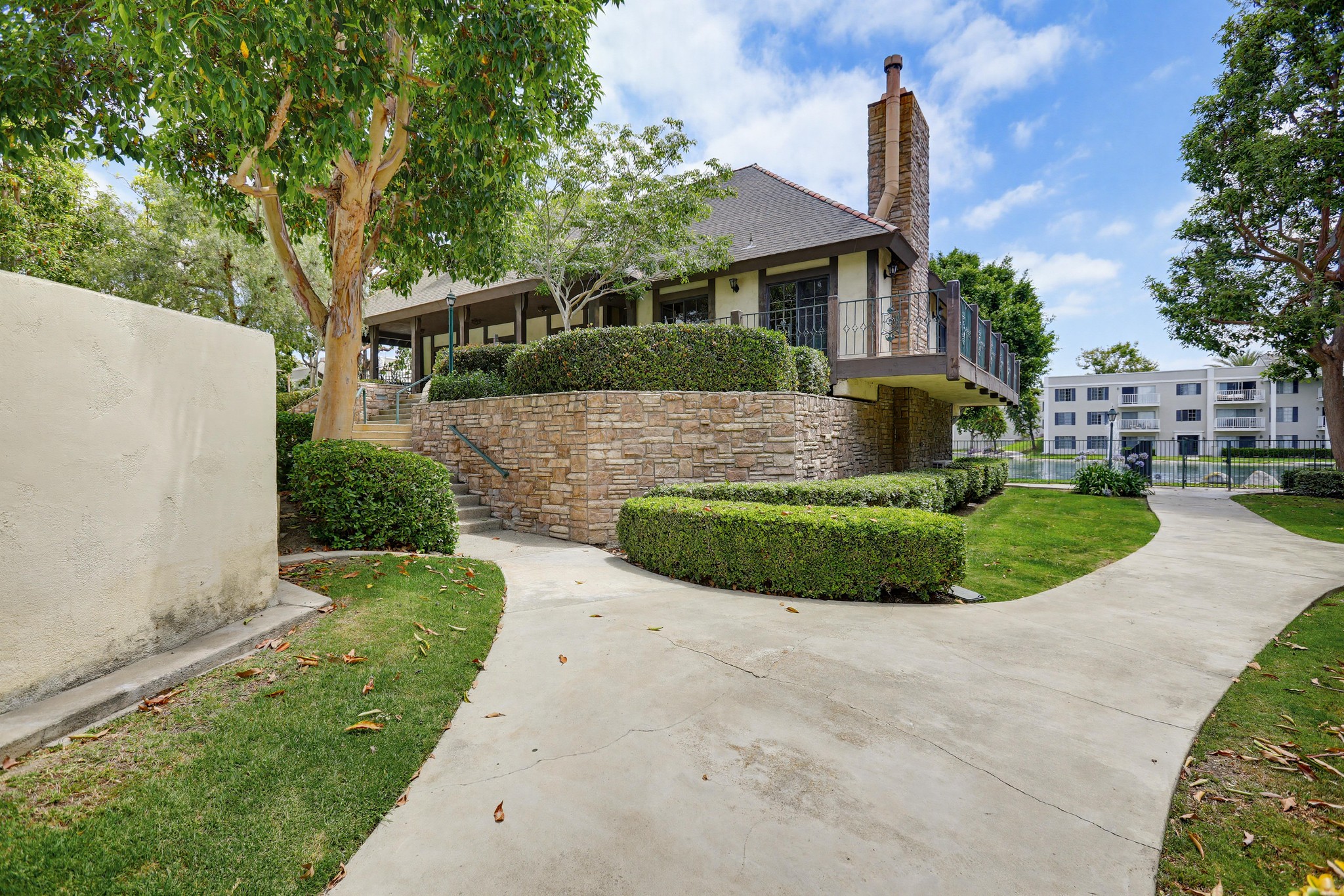 Virtual tour photo 33 of 62 for 3643 S Bear St Unit G
