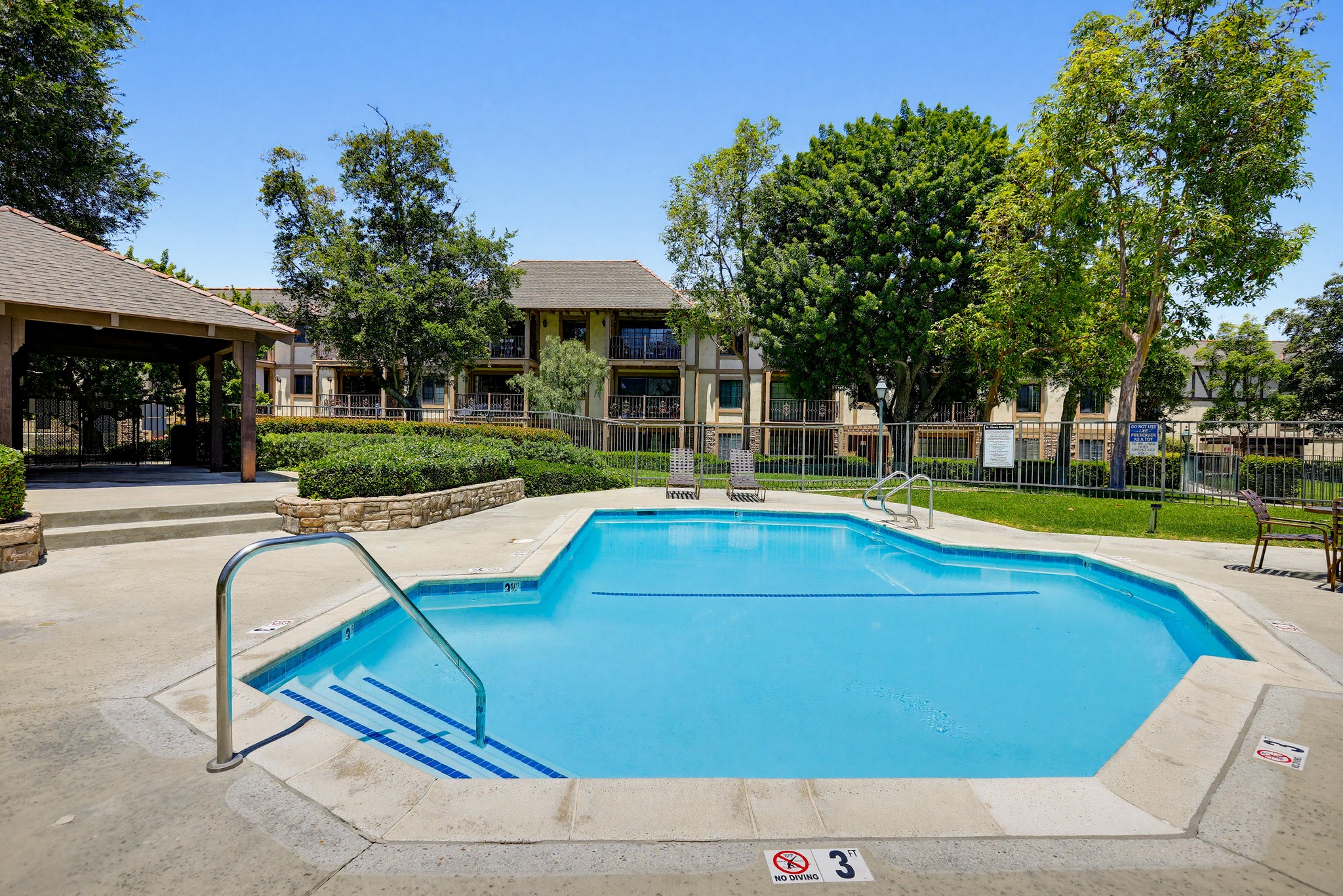 Virtual tour photo 53 of 62 for 3643 S Bear St Unit G