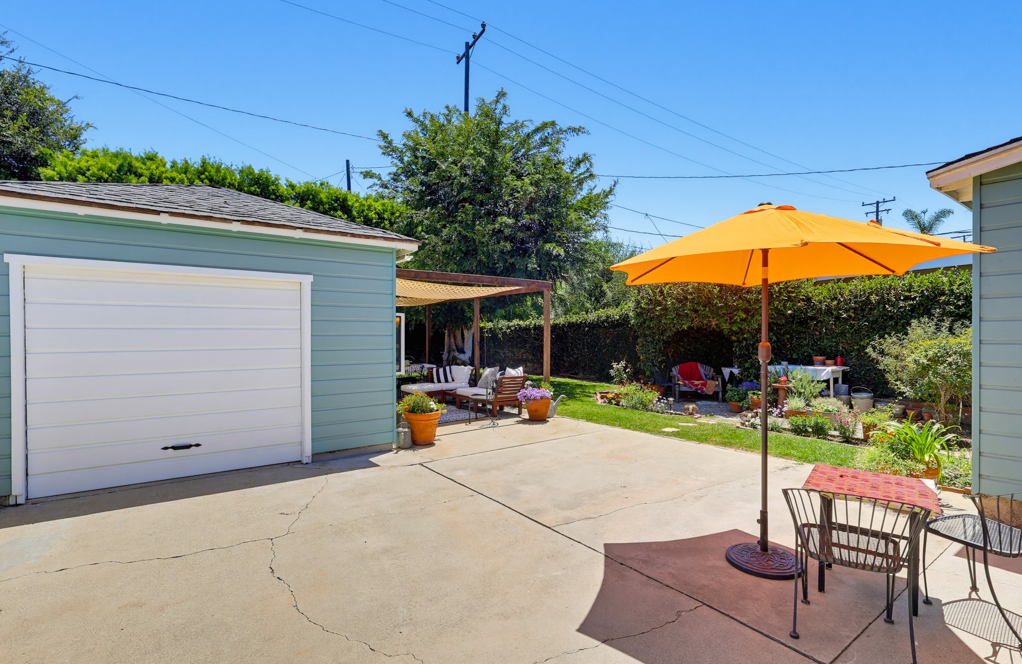 Virtual tour photo 44 of 66 for 3644 Roycroft Ave