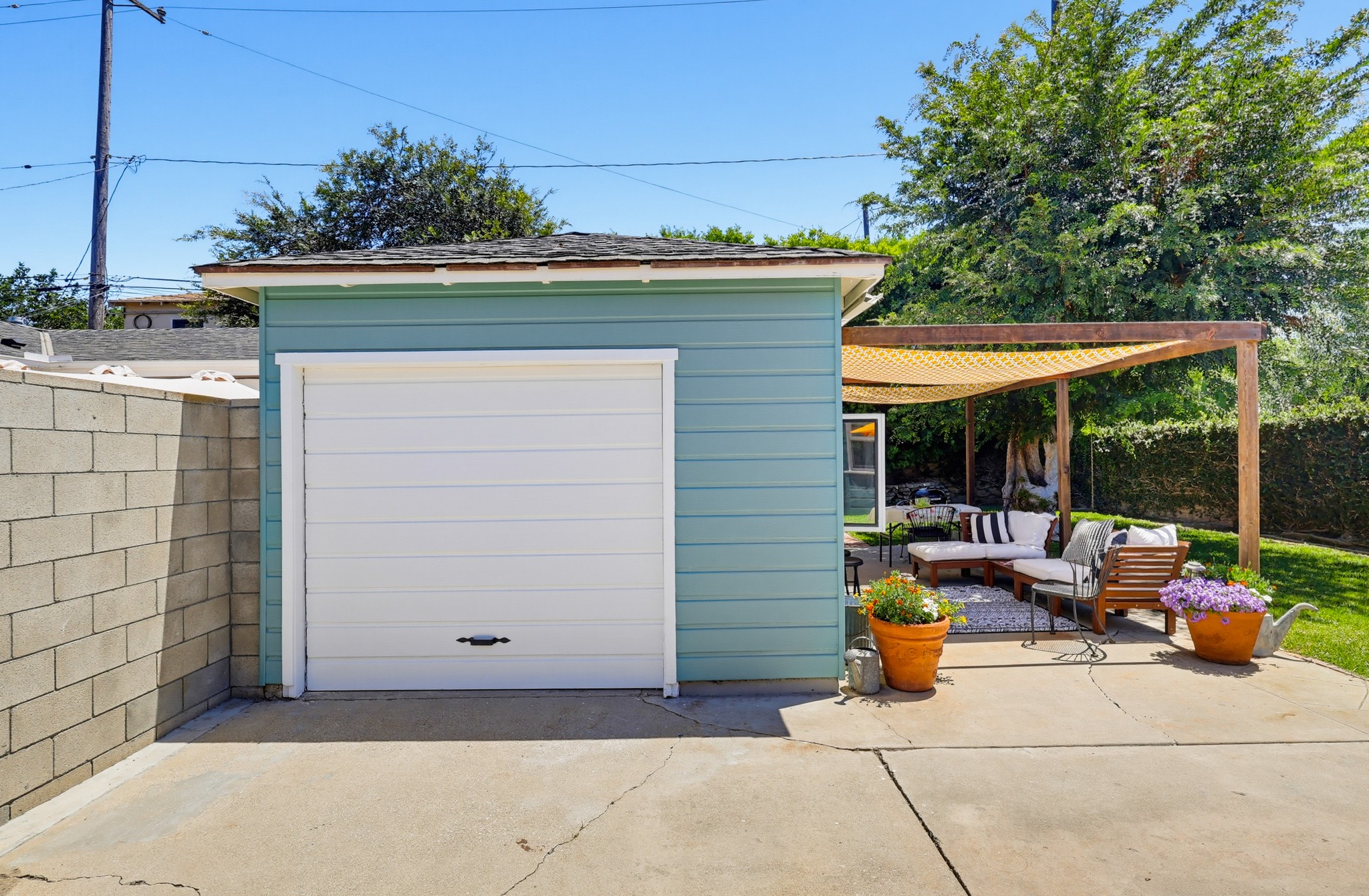 Virtual tour photo 45 of 66 for 3644 Roycroft Ave