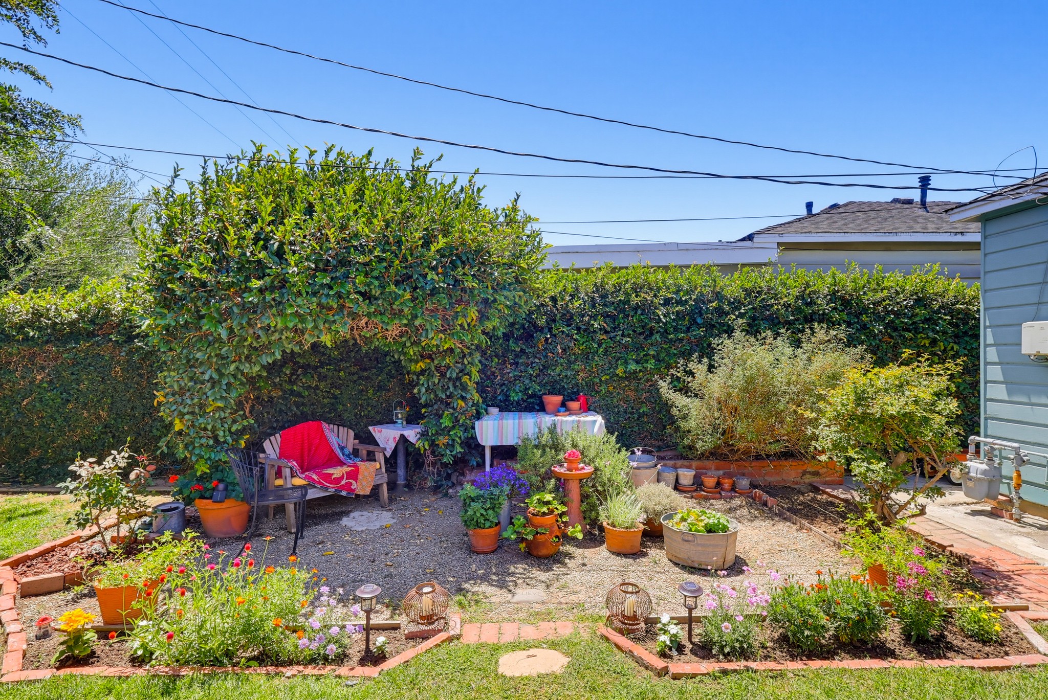 Virtual tour photo 47 of 66 for 3644 Roycroft Ave