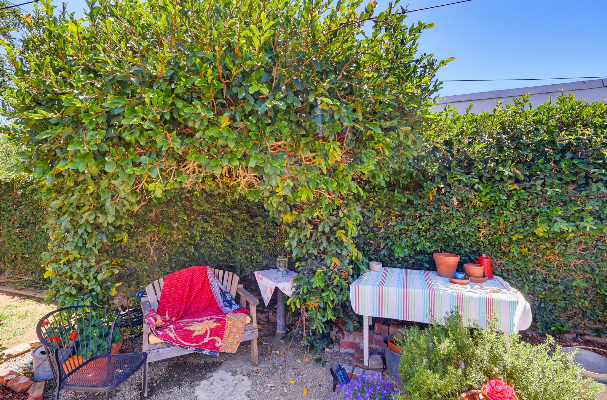 Virtual tour photo 48 of 66 for 3644 Roycroft Ave