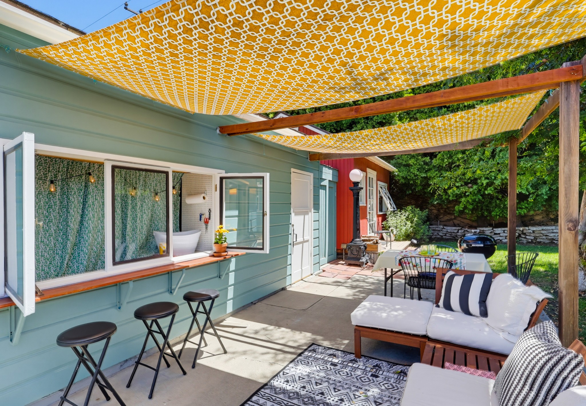 Virtual tour photo 51 of 66 for 3644 Roycroft Ave