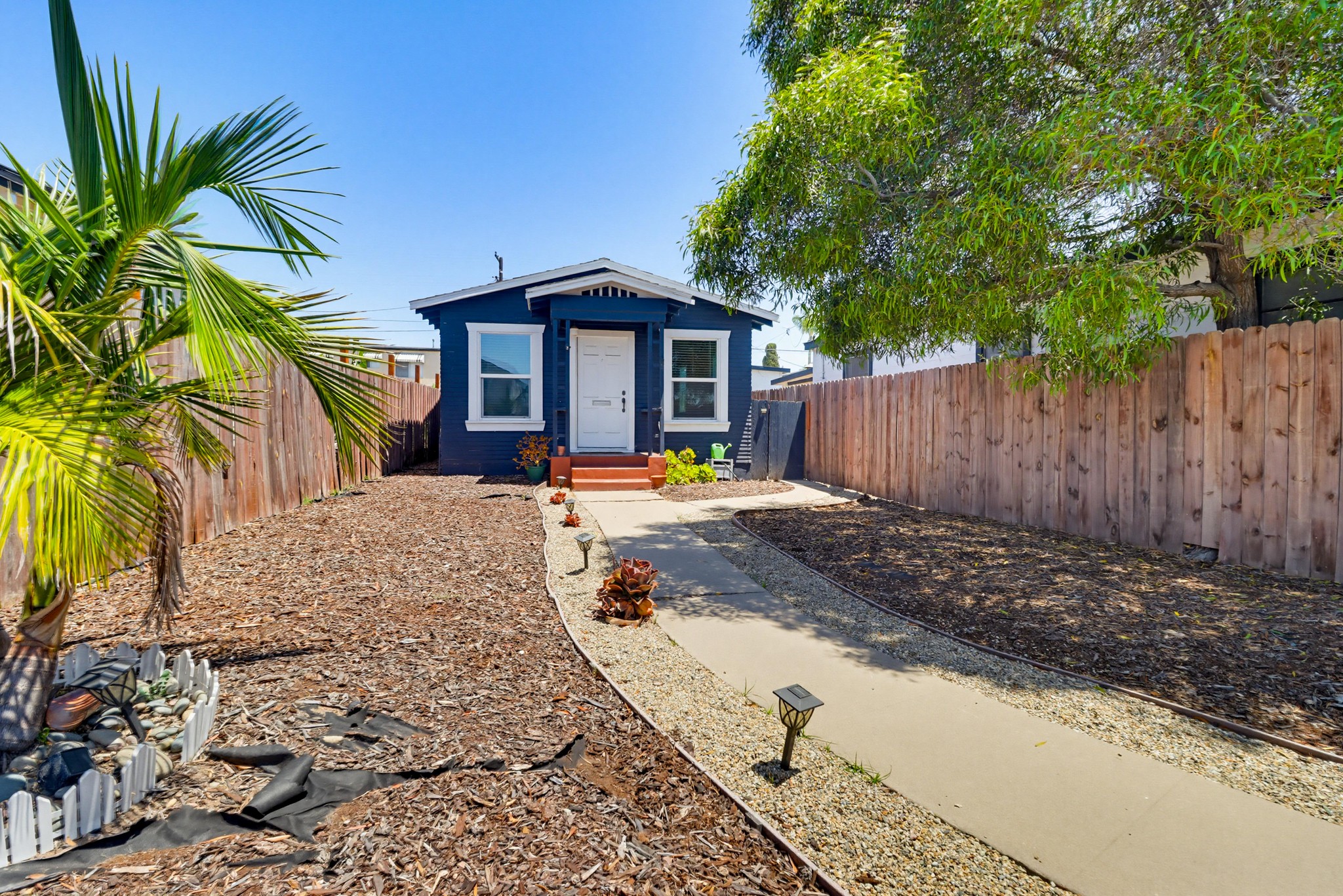 Virtual tour photo 4 of 37 for 3645 Marlborough Ave