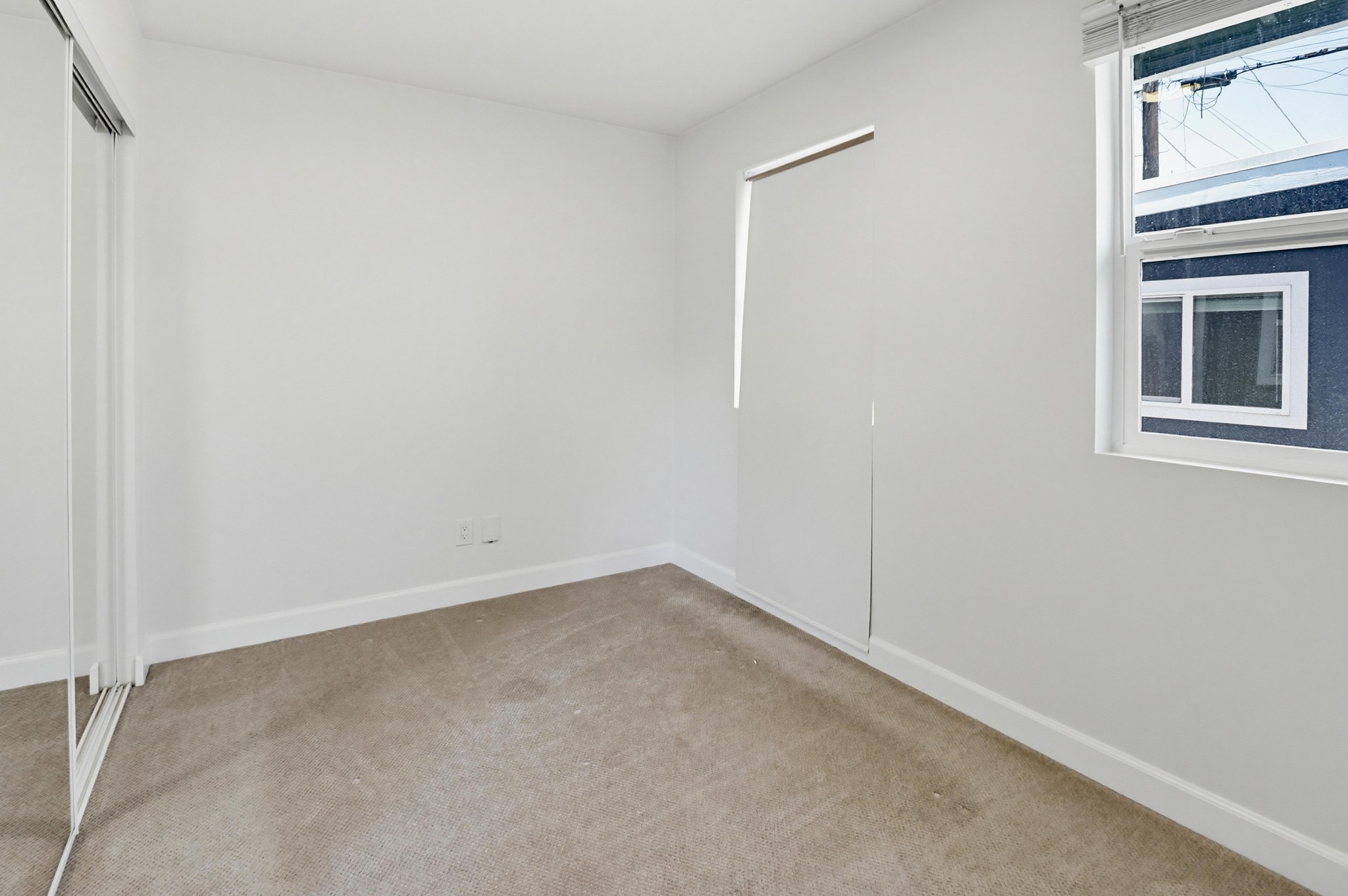 Virtual tour photo 22 of 37 for 3645 Marlborough Ave