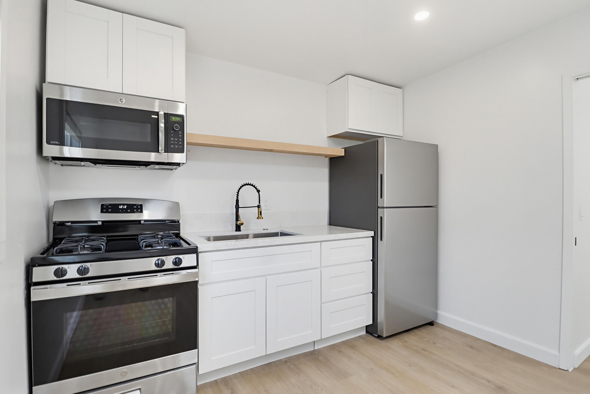 Virtual tour photo 32 of 37 for 3645 Marlborough Ave