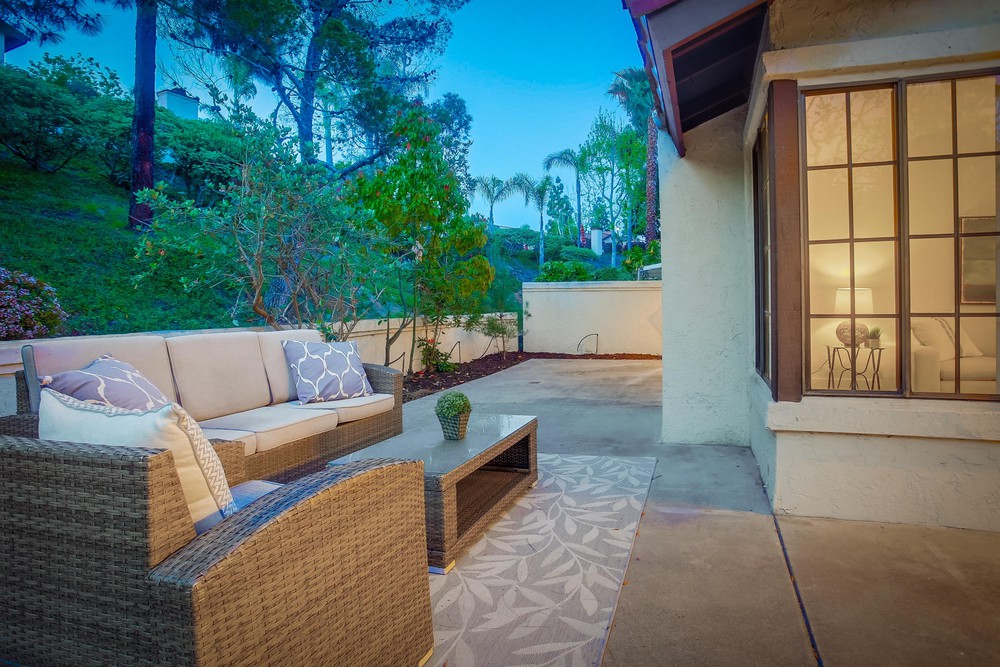 Virtual tour photo 10 of 64 for 3645 Seahorn Cir