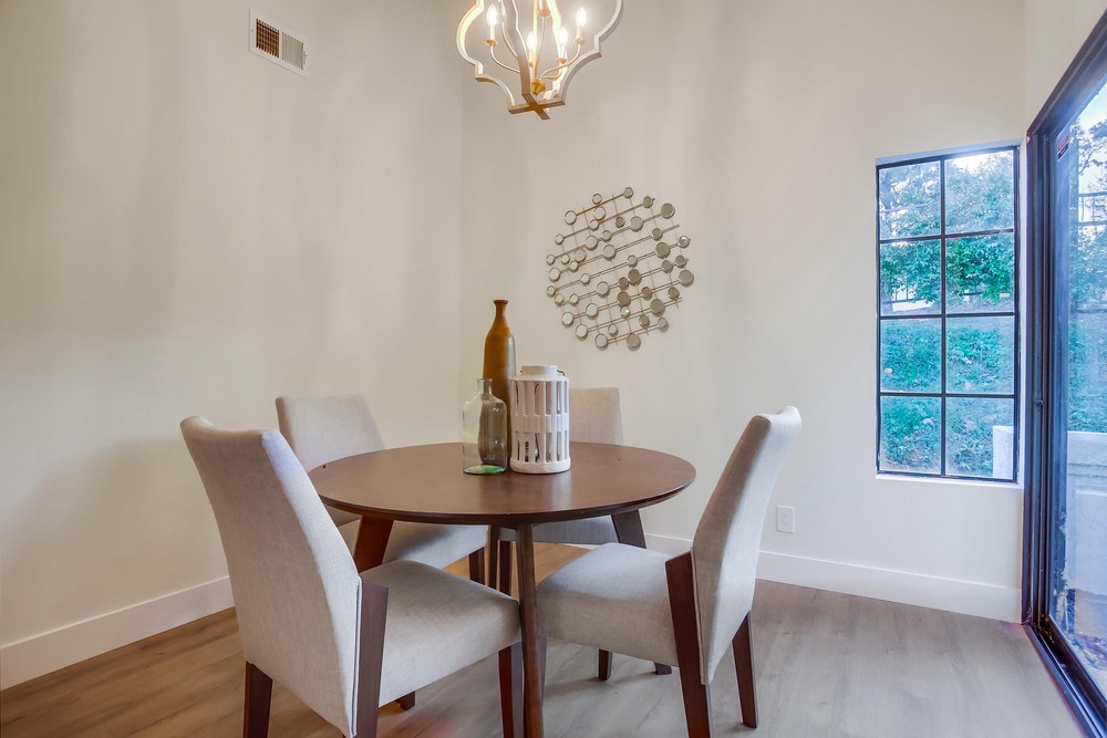 Virtual tour photo 17 of 64 for 3645 Seahorn Cir