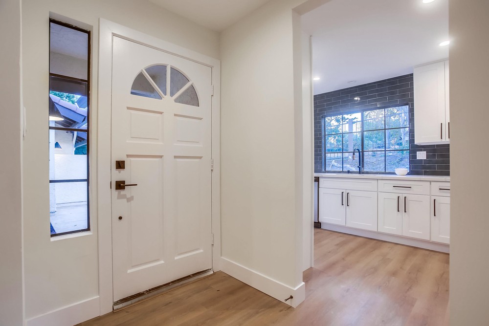 Virtual tour photo 22 of 64 for 3645 Seahorn Cir