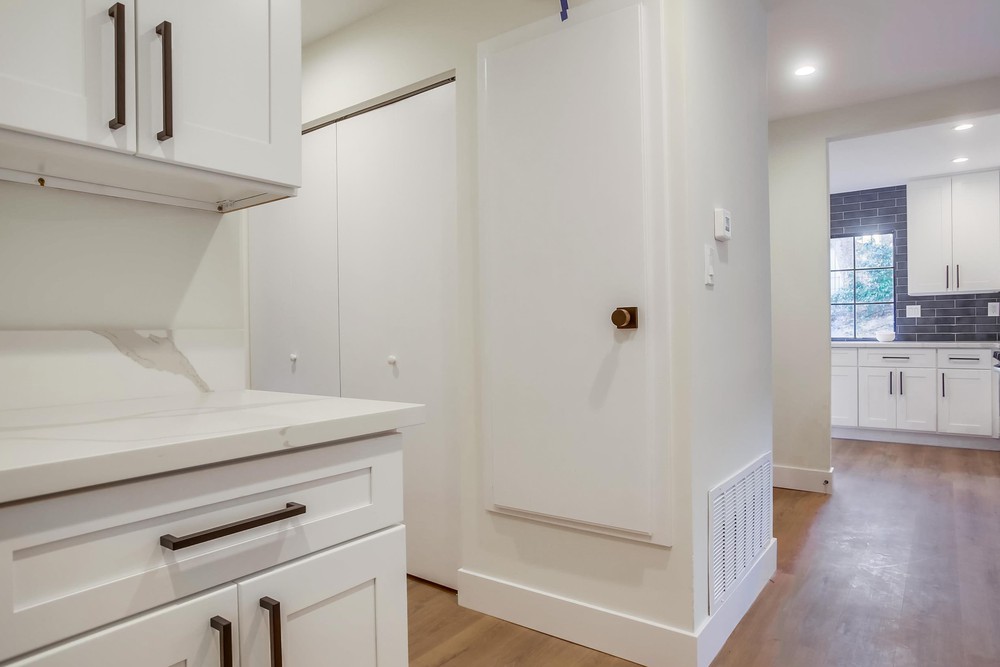 Virtual tour photo 30 of 64 for 3645 Seahorn Cir
