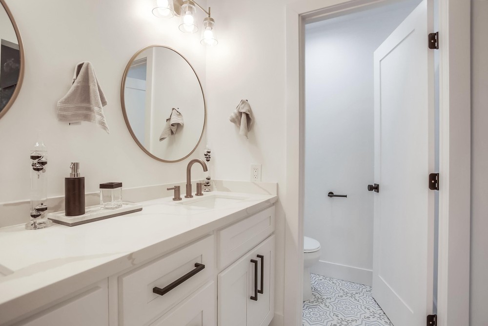 Virtual tour photo 37 of 64 for 3645 Seahorn Cir