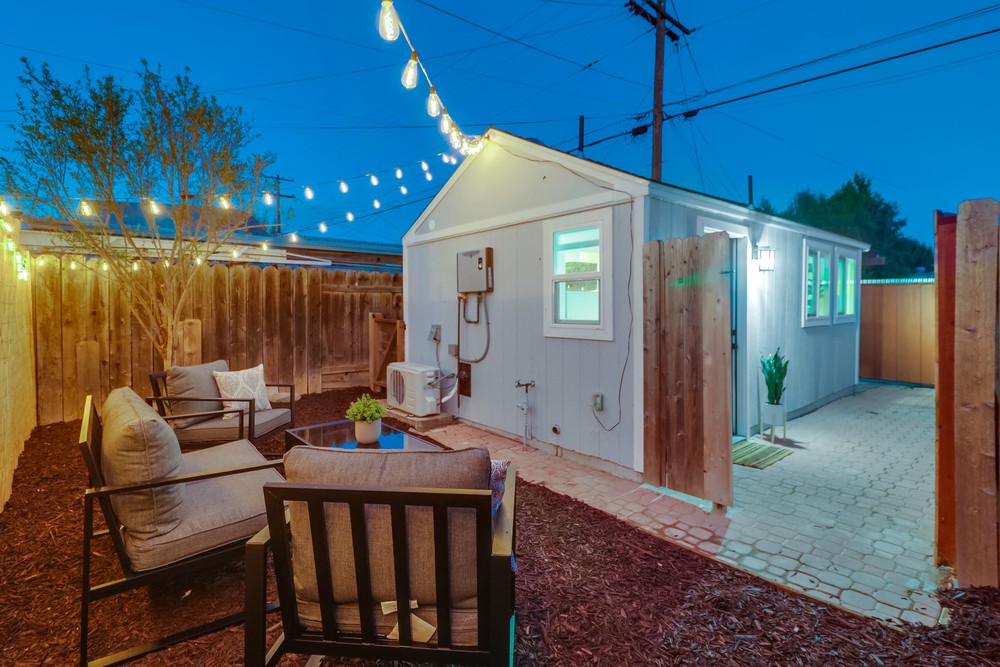 Virtual tour photo 9 of 49 for 3647 36th St