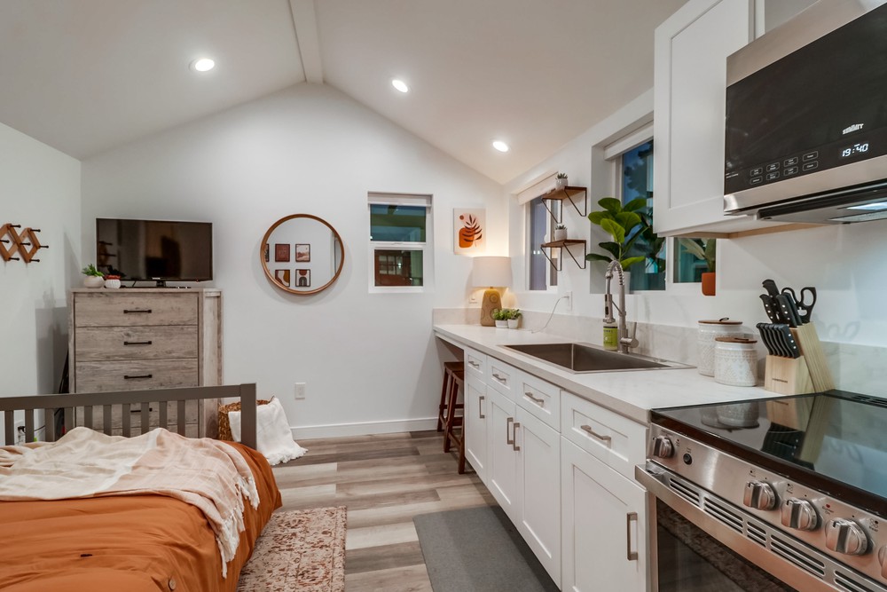 Virtual tour photo 15 of 49 for 3647 36th St