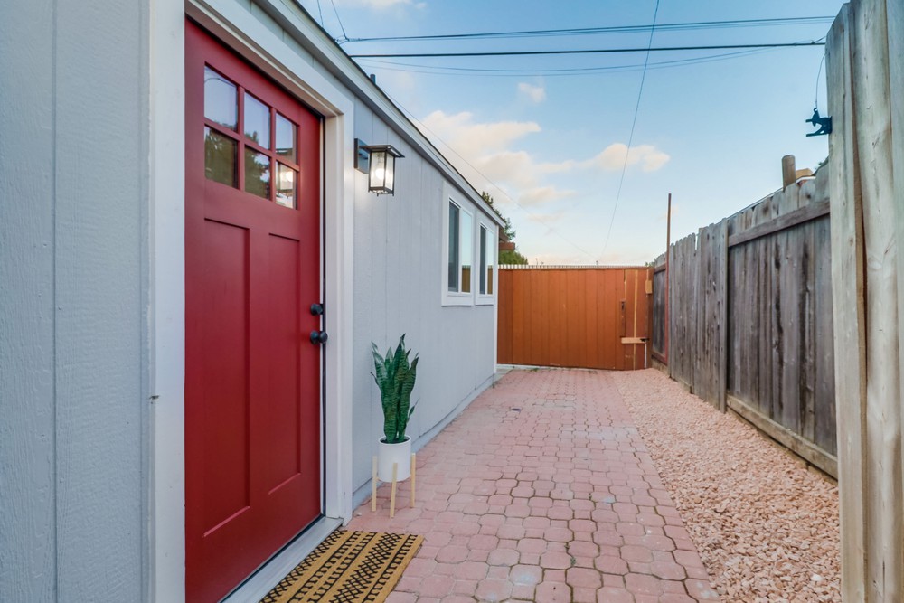 Virtual tour photo 43 of 49 for 3647 36th St