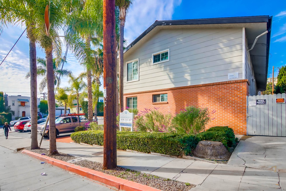 Virtual tour photo 3 of 20 for 3650 Florida St Unit A