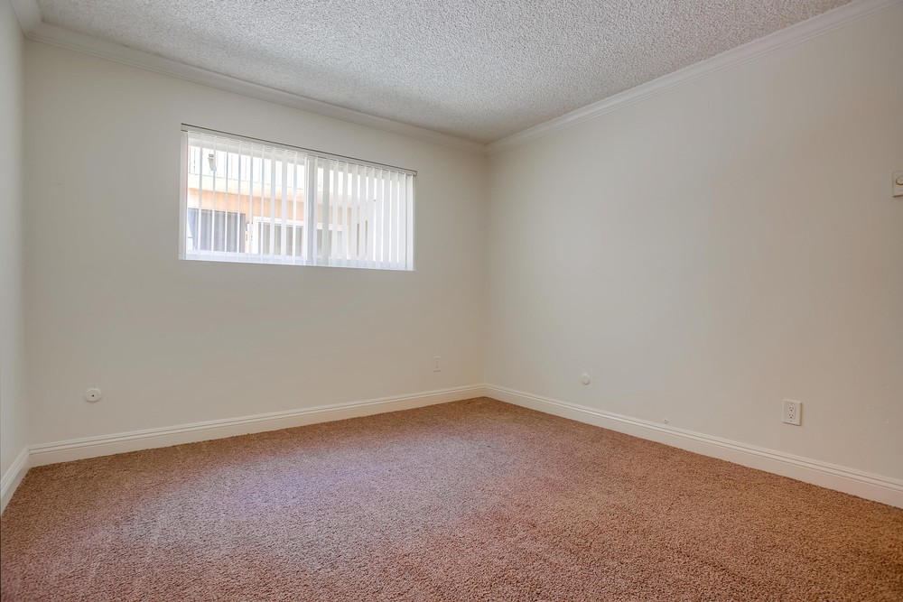 Virtual tour photo 18 of 36 for 3650 Florida St Unit #B