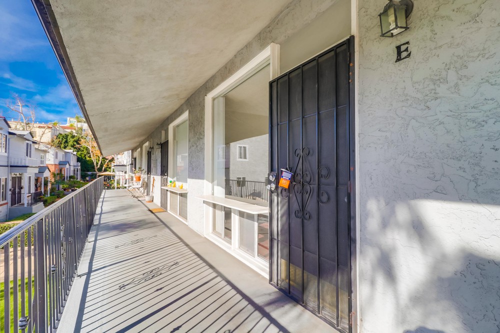 Virtual tour photo 4 of 20 for 3650 Florida St Unit #E