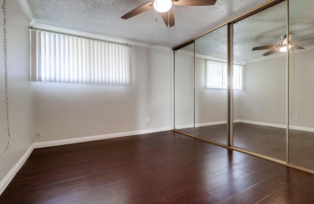 Virtual tour photo 15 of 20 for 3650 Florida St Unit #E